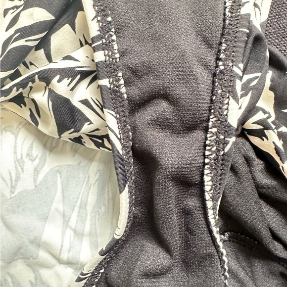 Catalina Women's Skirted Swimsuit Skirt Bottom black and white side split M 3431 - Picture 8 of 12